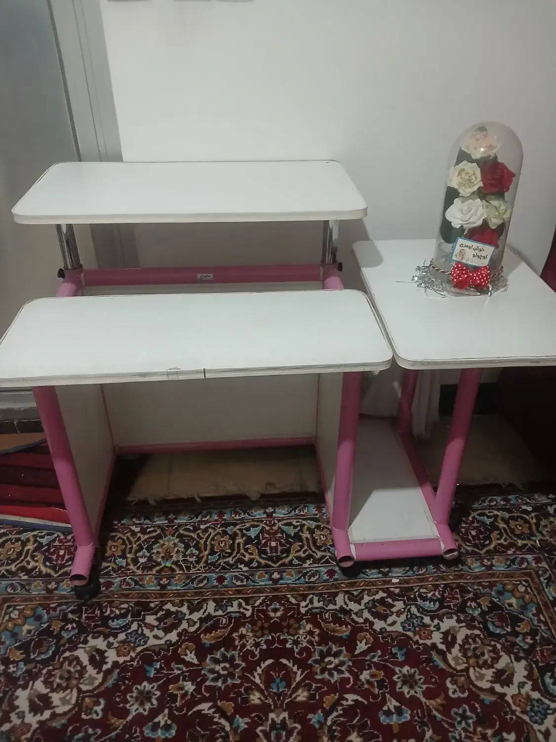 میزتحریر|میز تحریر و کامپیوتر|قم, قلعه کامکار|دیوار