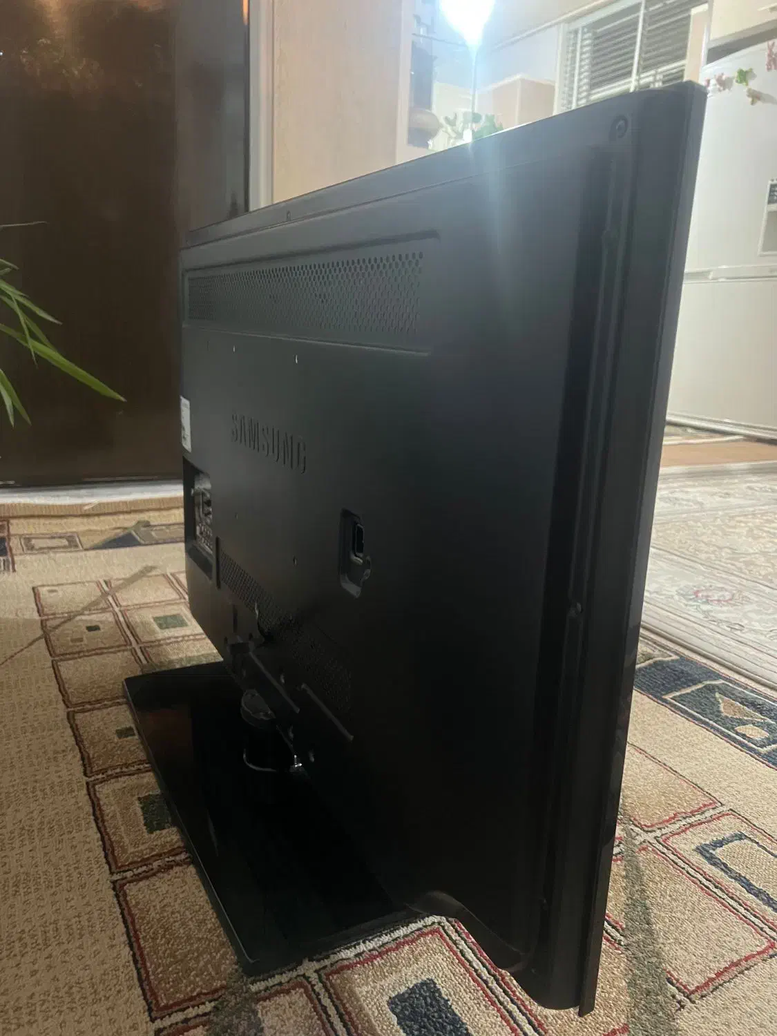 تلویزون سامسونگ ۴۰ اینچ مدل LA40|تلویزیون و پروژکتور|زرقان, |دیوار