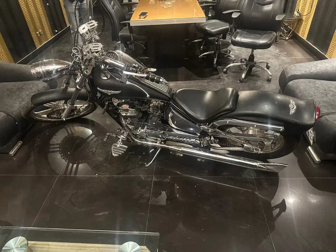 شخص|موتورسیکلت|تهران, سعادتآباد|دیوار