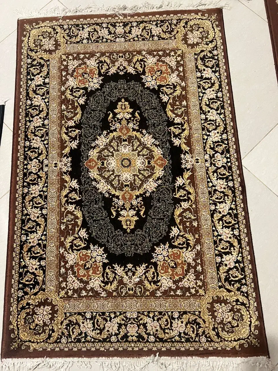 فرش فرهی|فرش|کیش, |دیوار