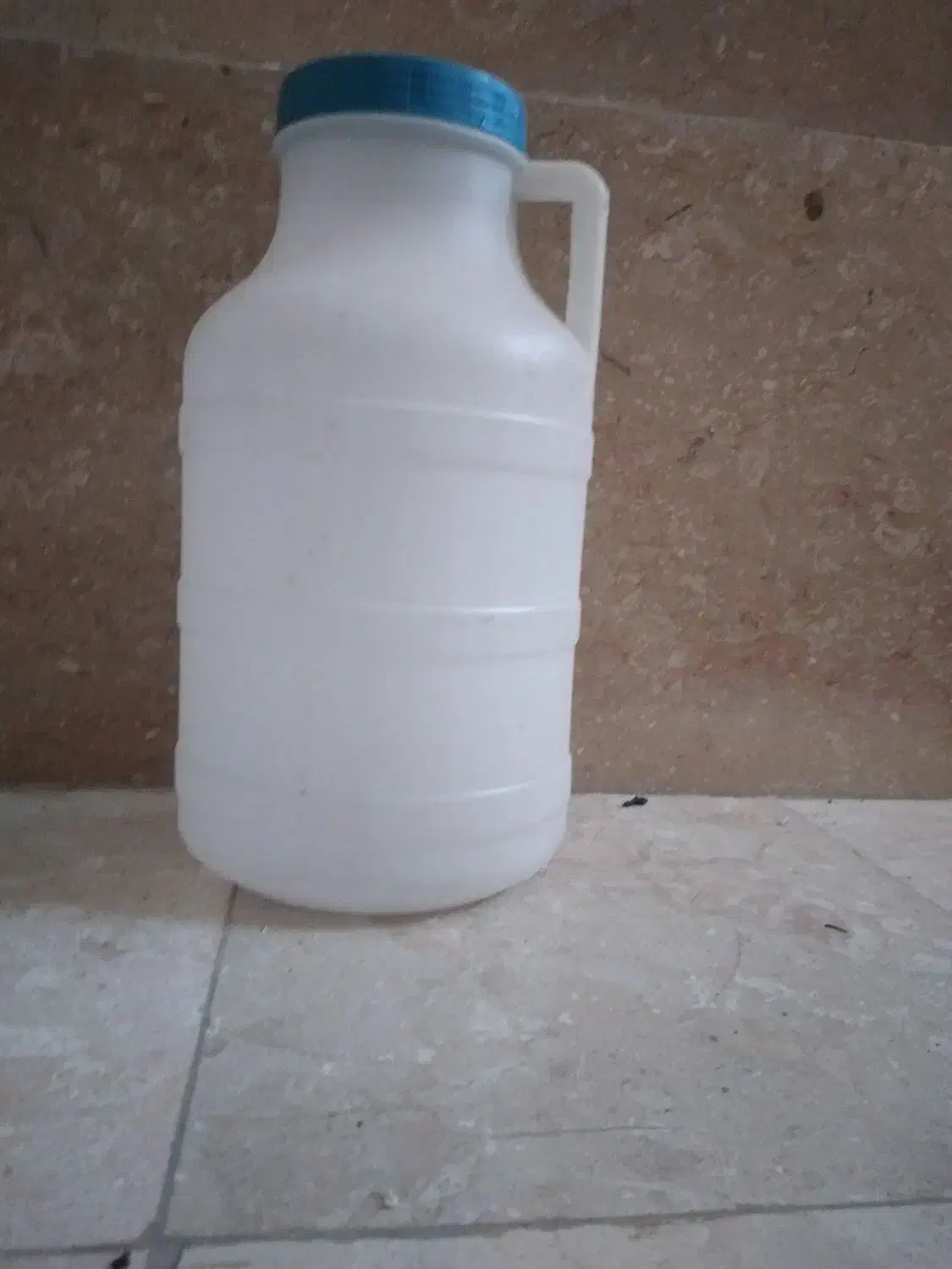 دبه ۸کیلویی و دبه خیارشور هم هست|ظروف نگهدارنده، پلاستیکی، یکبارمصرف|اسلامشهر, شهرک محمدیه|دیوار