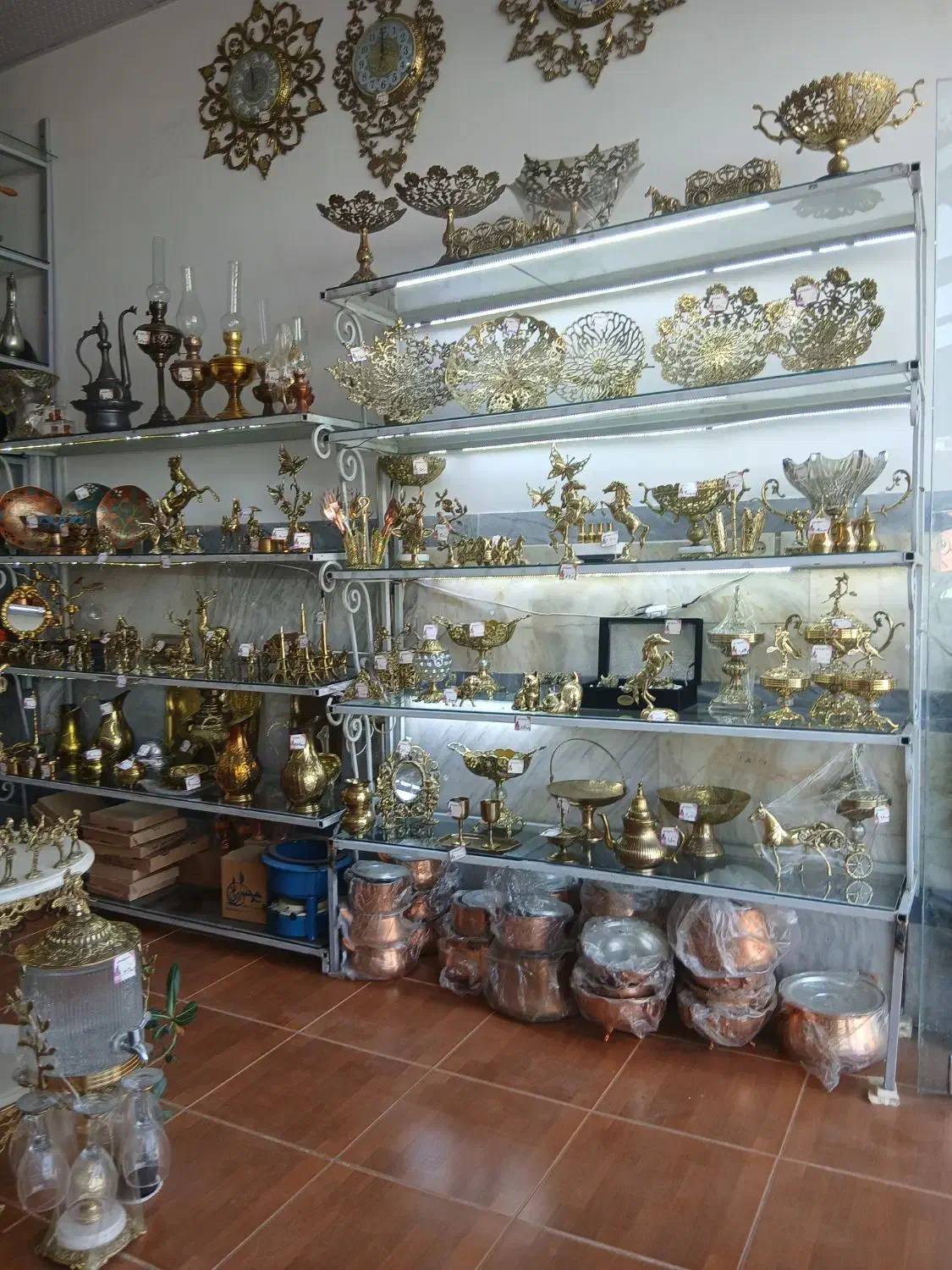 فروش کلی اجناس مسی و برنجی|صنایع دستی و سایر لوازم تزئینی|گرمسار, |دیوار