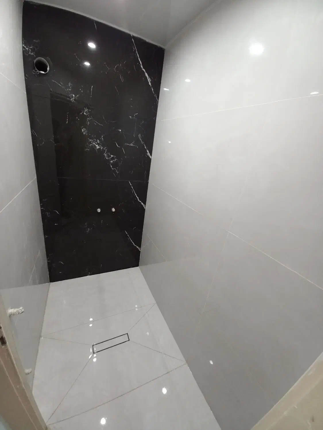 بنا و کاشیکار|خدمات پیشه و مهارت|همدان, |دیوار