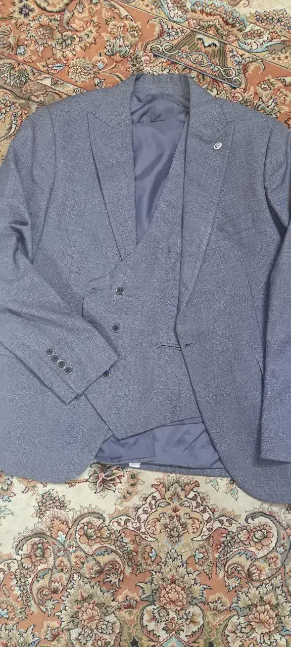 ۳ دست کت شلوار در حد آک|لباس|مشهد, دانشجو|دیوار