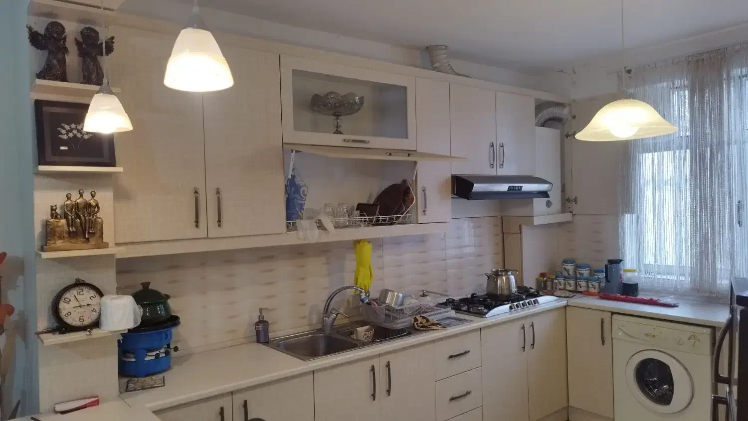 رهن کامل خانه ویلایی آزادگان ۴|اجارهٔ خانه و ویلا|بندر انزلی, کوی آزادگان|دیوار