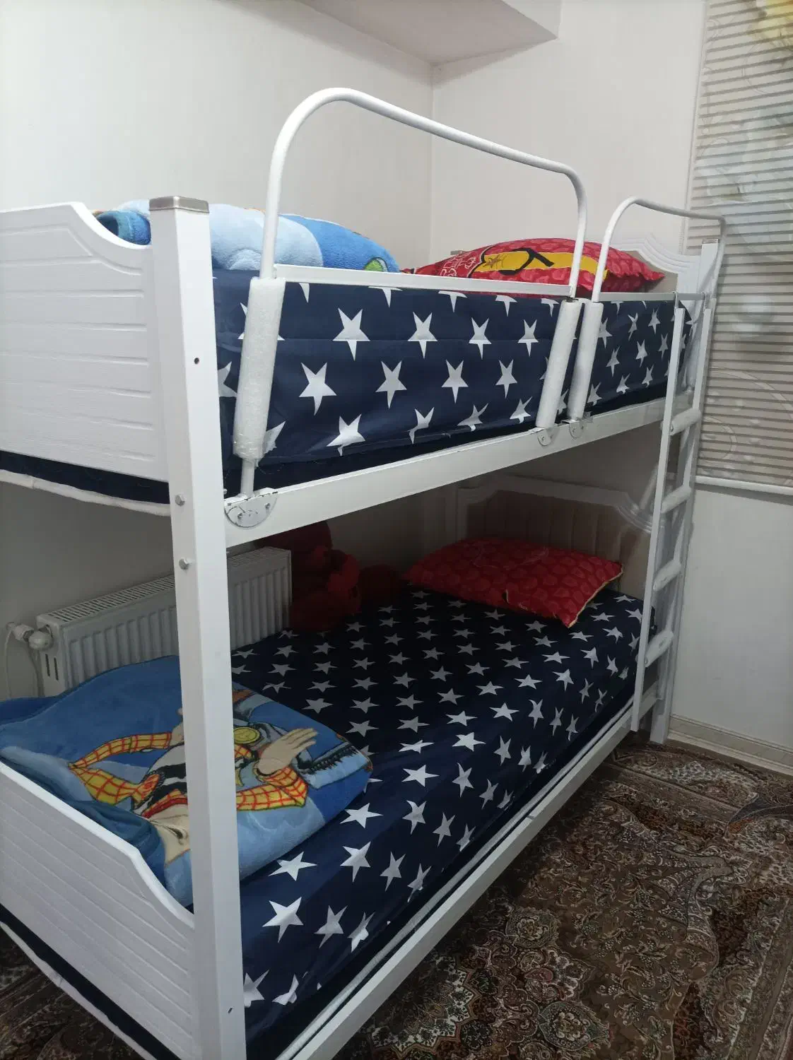 تخت خواب دو طبقه همراه با تشک  کاملا نو|تشک تختخواب|نسیم‌شهر, |دیوار