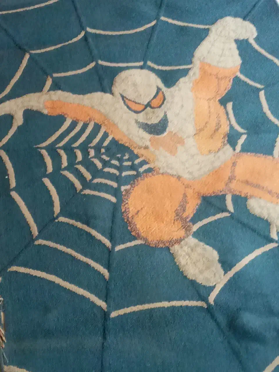 فرش کارکرده بچگانه|فرش|اصفهان, ناژوان|دیوار