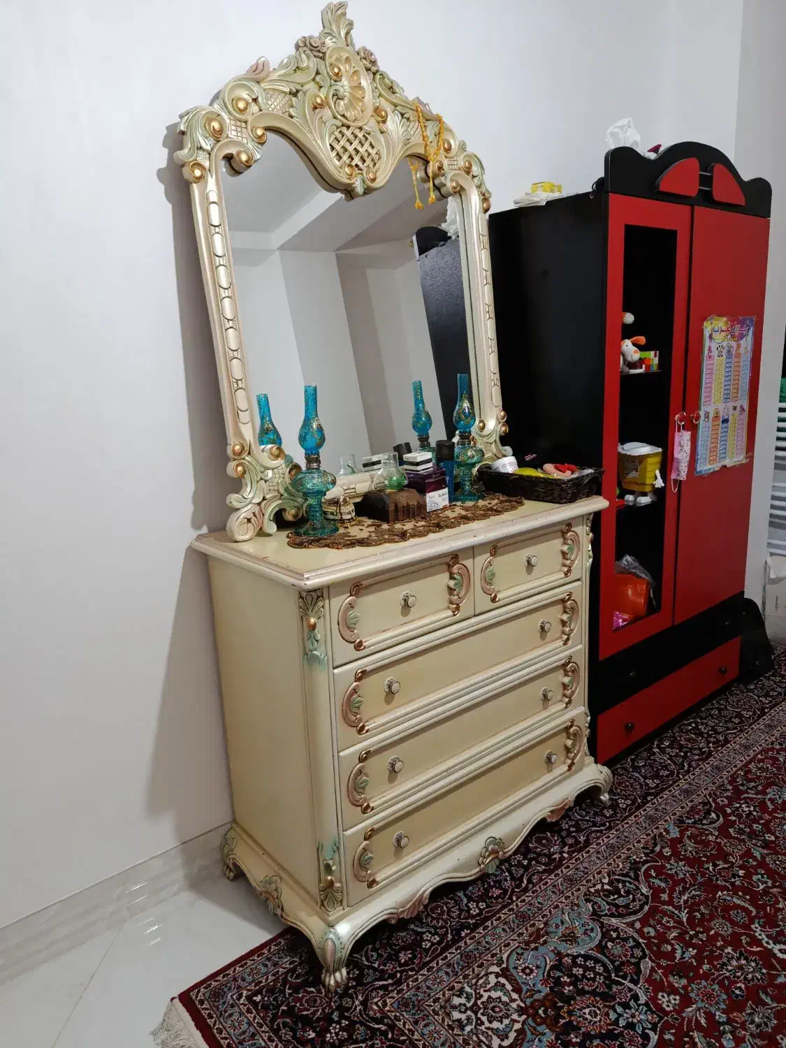 دراور و آینه|جاکفشی، کمد، دراور|پیشوا, |دیوار