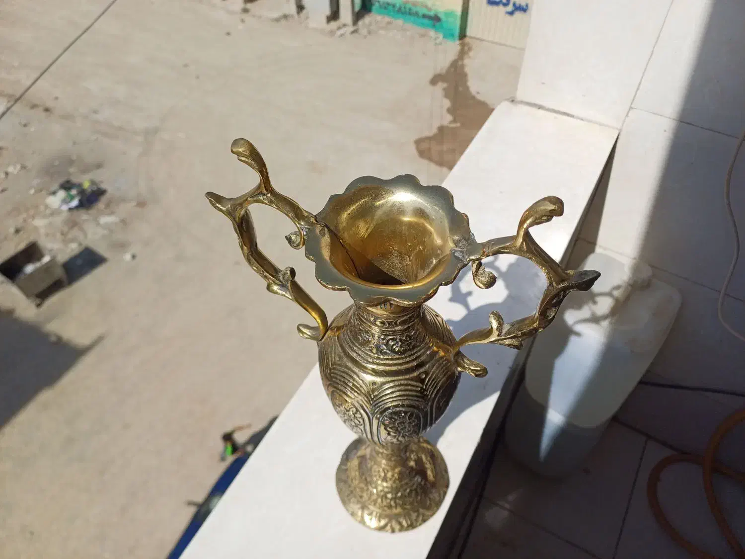 گلدان برنجی سنگین|کلکسیون اشیاء عتیقه|شهریار, شهریار|دیوار