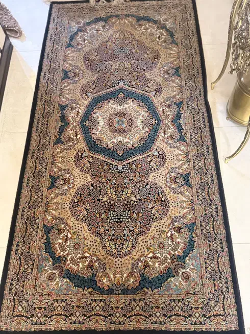 فرش شونهر|فرش|قم, سراجه (۱۵ خرداد)|دیوار