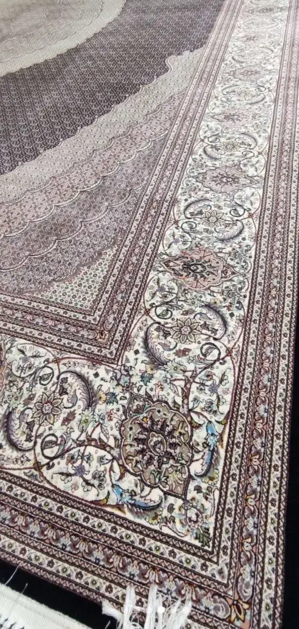 فرش جفت ۹ متری ۱۲۰۰ شانه تراکم ۳۶۰۰|فرش|یزد, |دیوار