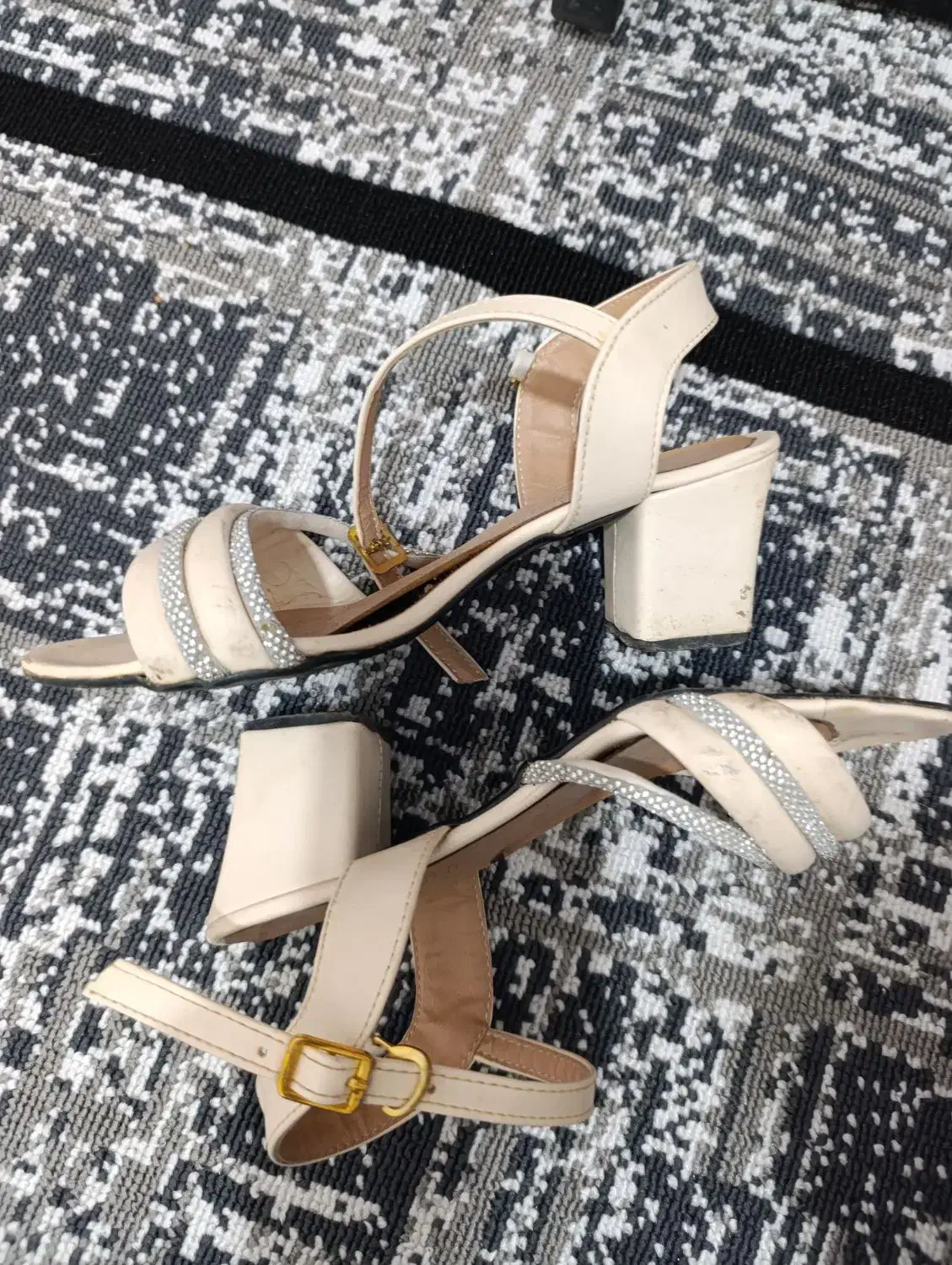 کفش پاشنه بلند|کیف، کفش، کمربند|بروجرد, |دیوار