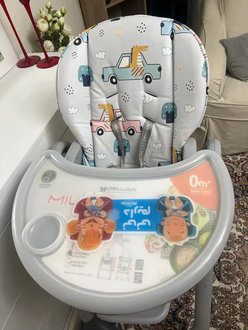 صندلی غذا دلیجان|تخت و صندلی بچه|تهران, باغ فیض|دیوار