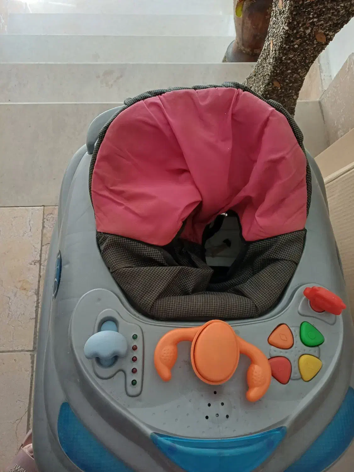 رورئک و کالسکه و کریر|کالسکه و لوازم جانبی|رشت, توشیبا|دیوار