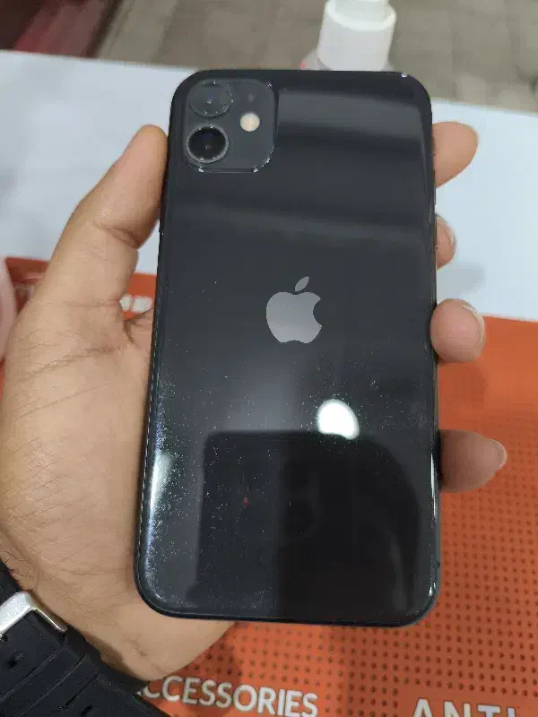 آیفون 11نرمال|موبایل|بم, |دیوار