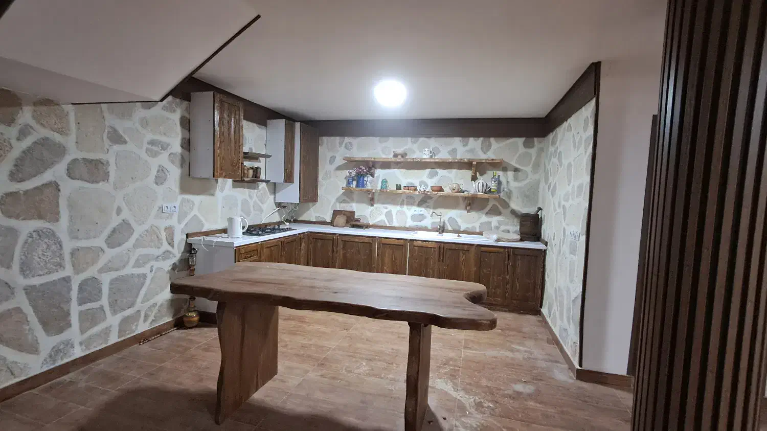 اجرای تمام کارهای چوبی و دکوراسیون و نجاری|مصالح و تجهیزات ساختمان|شیراز, شهرک مهدیه|دیوار