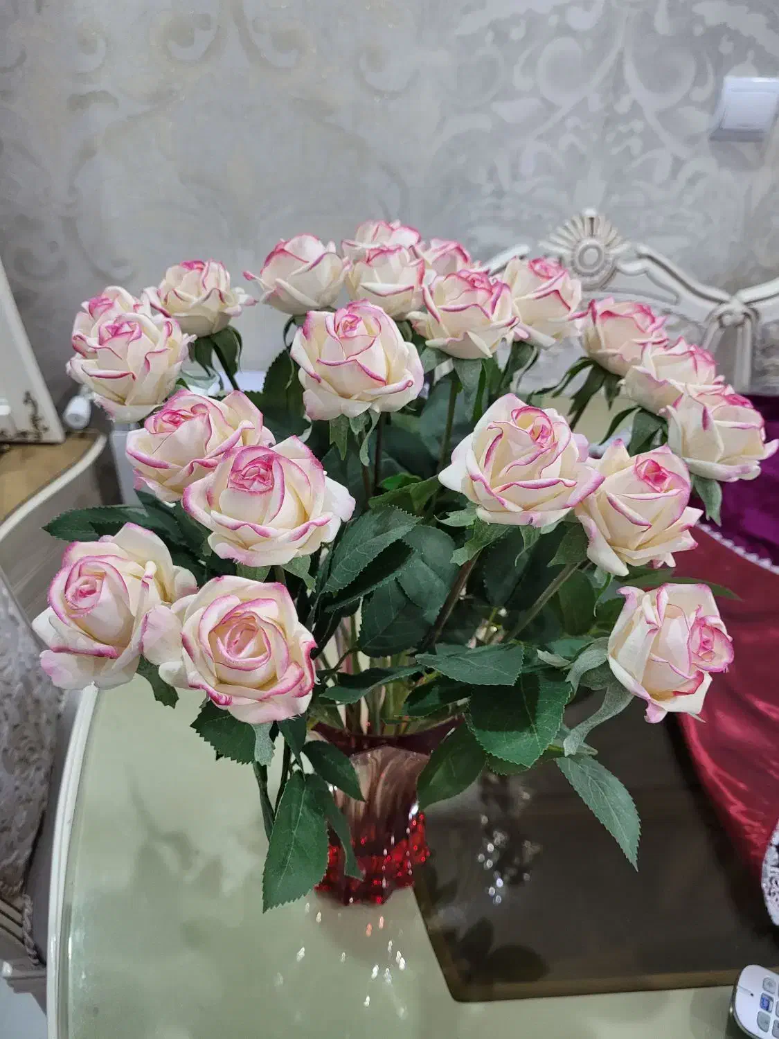 گل رز لب صورتی|گل مصنوعی|قزوین, |دیوار