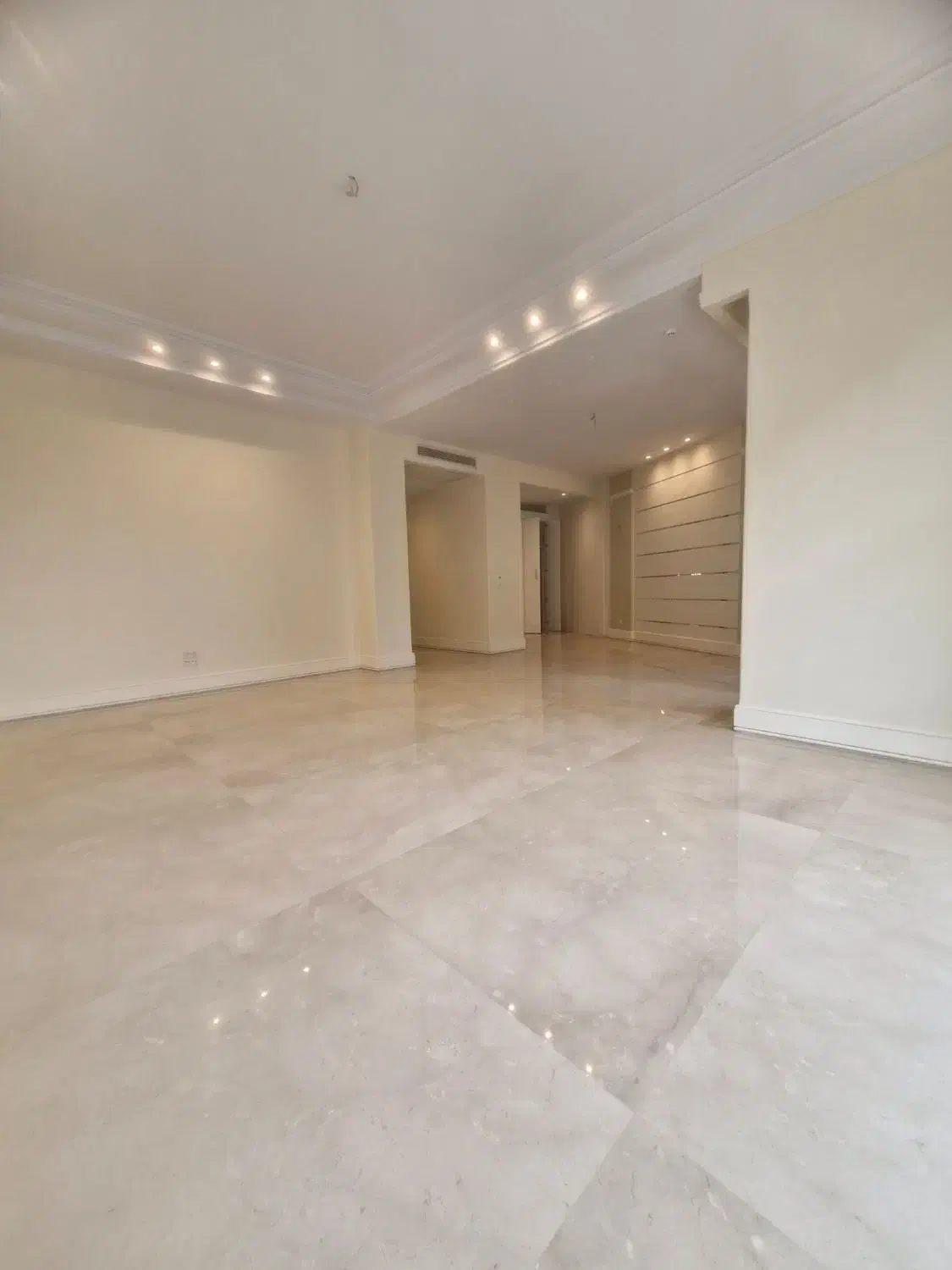 اپارتمان ۱۴۱متر شمال جردن/بازسازی شده /فایل شخصی|فروش آپارتمان|تهران, جردن|دیوار