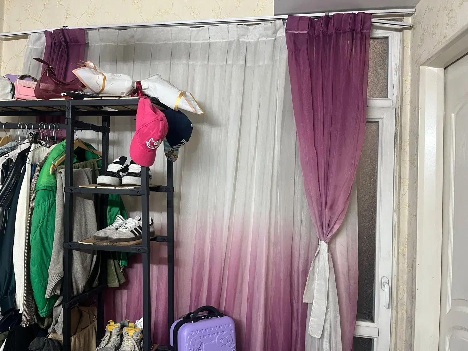 پرده و فرش اتاق خواب|پرده، رانر، رومیزی|تهران, وصفنارد|دیوار