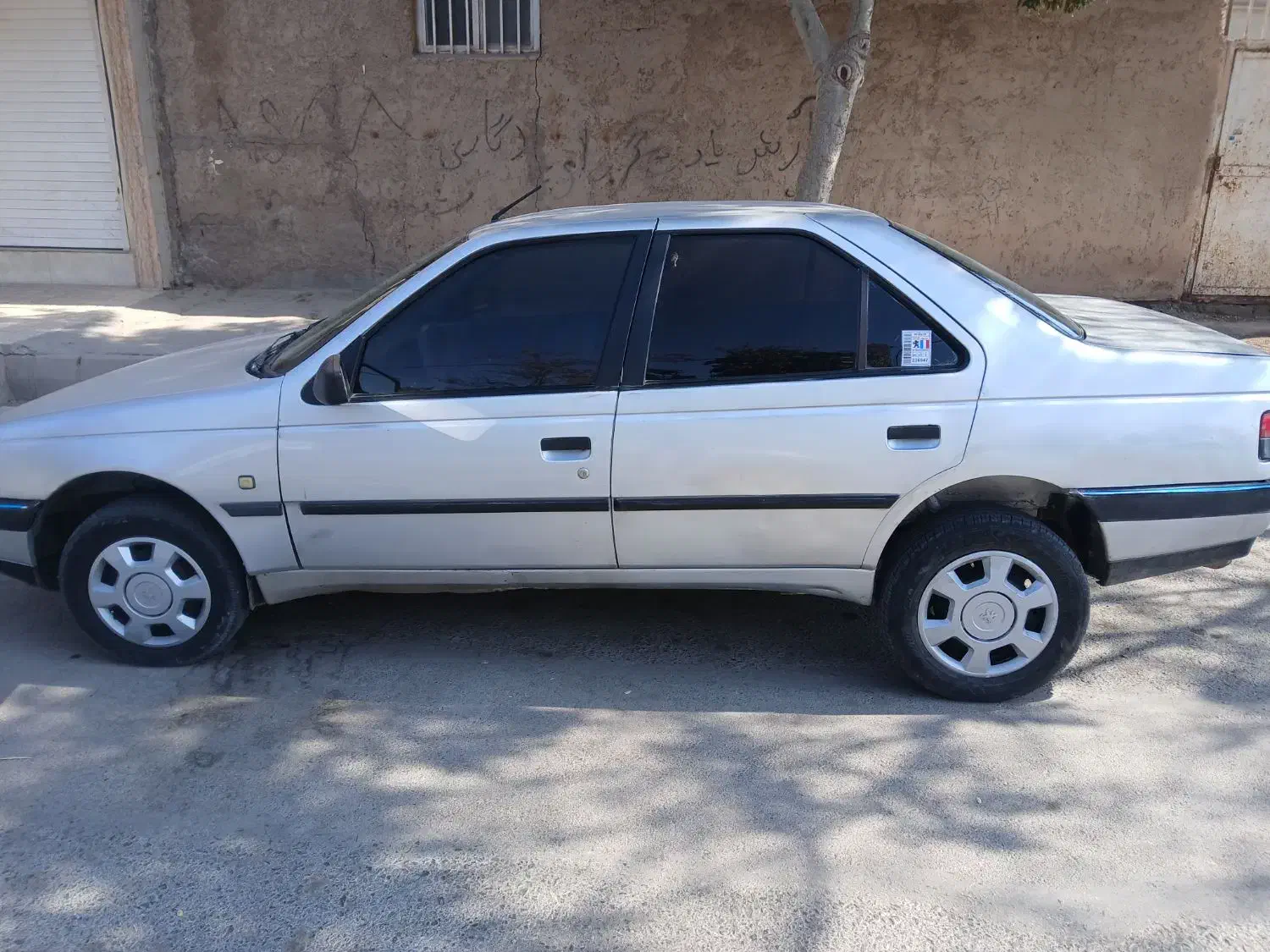 پژو 405 جی ال ایکس (GLX)، مدل ۱۳۸۸|خودرو سواری و وانت|کرمان, |دیوار