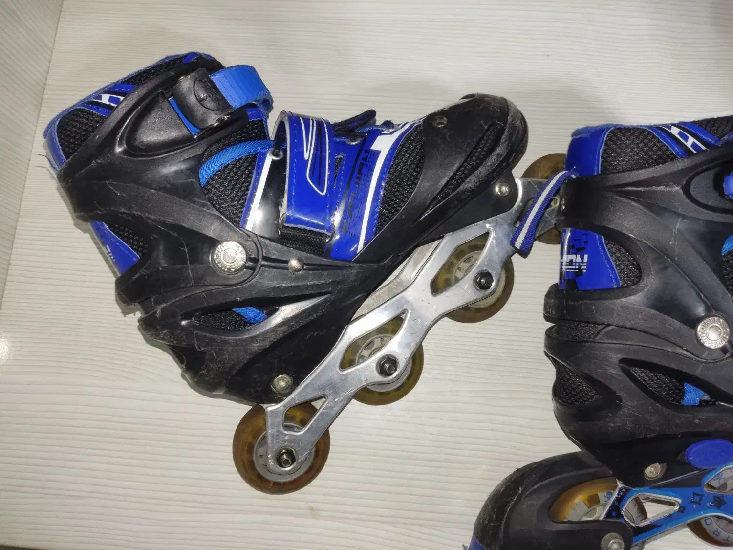 اسکیت ژله ای|دوچرخه، اسکیت، اسکوتر|گلبهار, شهر جدید گلبهار|دیوار