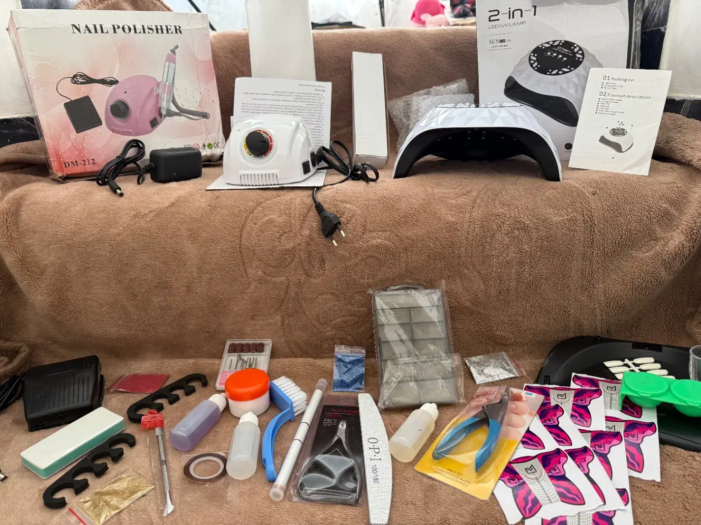 وسایل لوازم کاشت پودر ژل ناخن مخصوص سالن پلمپ جزوه|آرایشی، بهداشتی، درمانی|تهران, بریانک|دیوار