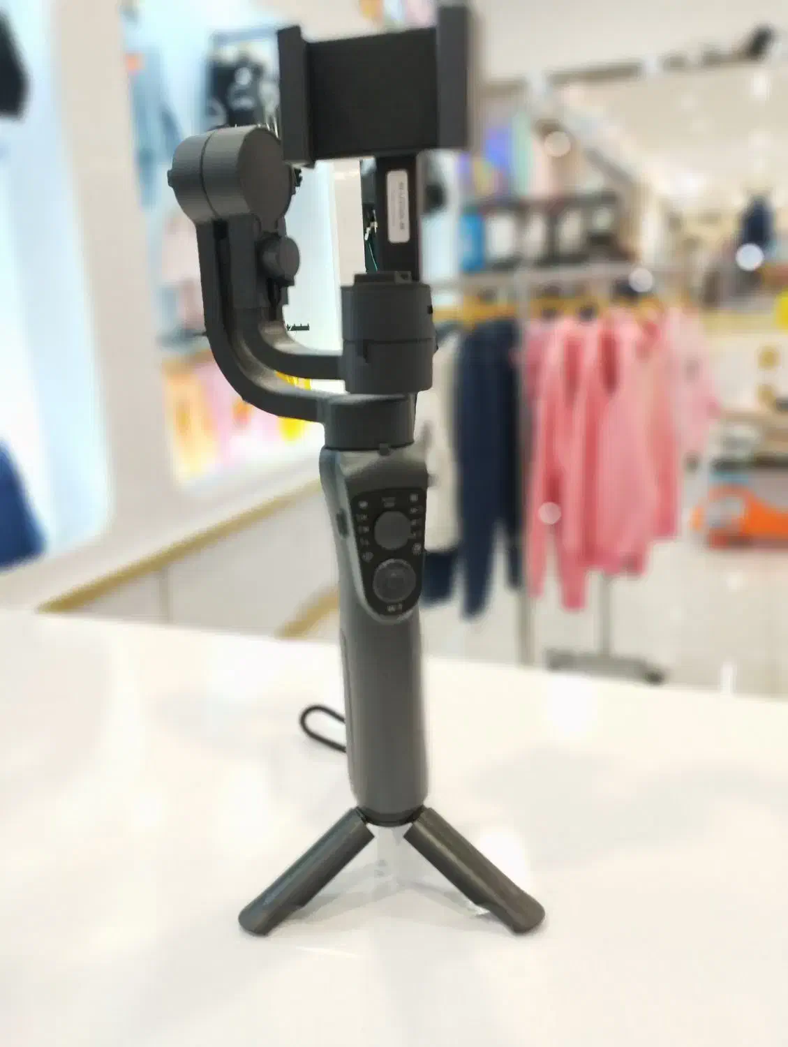 گیمبال و میکروفن حرفه ای مناسب تولید محتوا|دوربین عکاسی و فیلم‌برداری|اهر, |دیوار