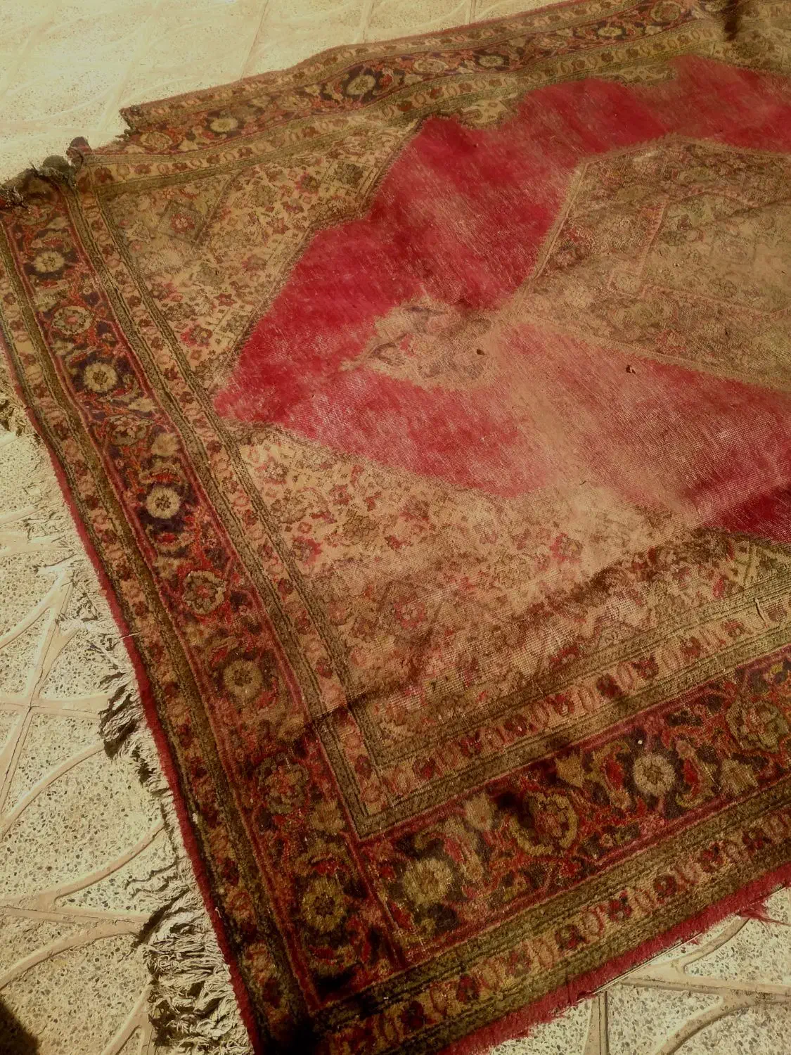 فرش دست بافت|فرش|زیباشهر, |دیوار