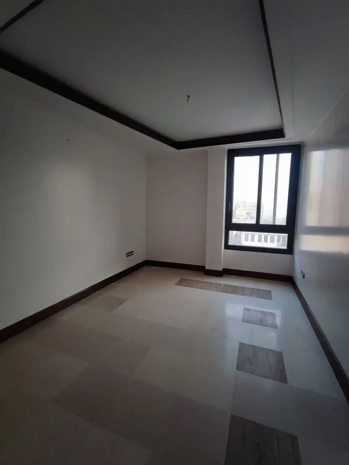 ۲۱۲ متر ۳ خواب مستر  ( تک واحدی  ) نوساز