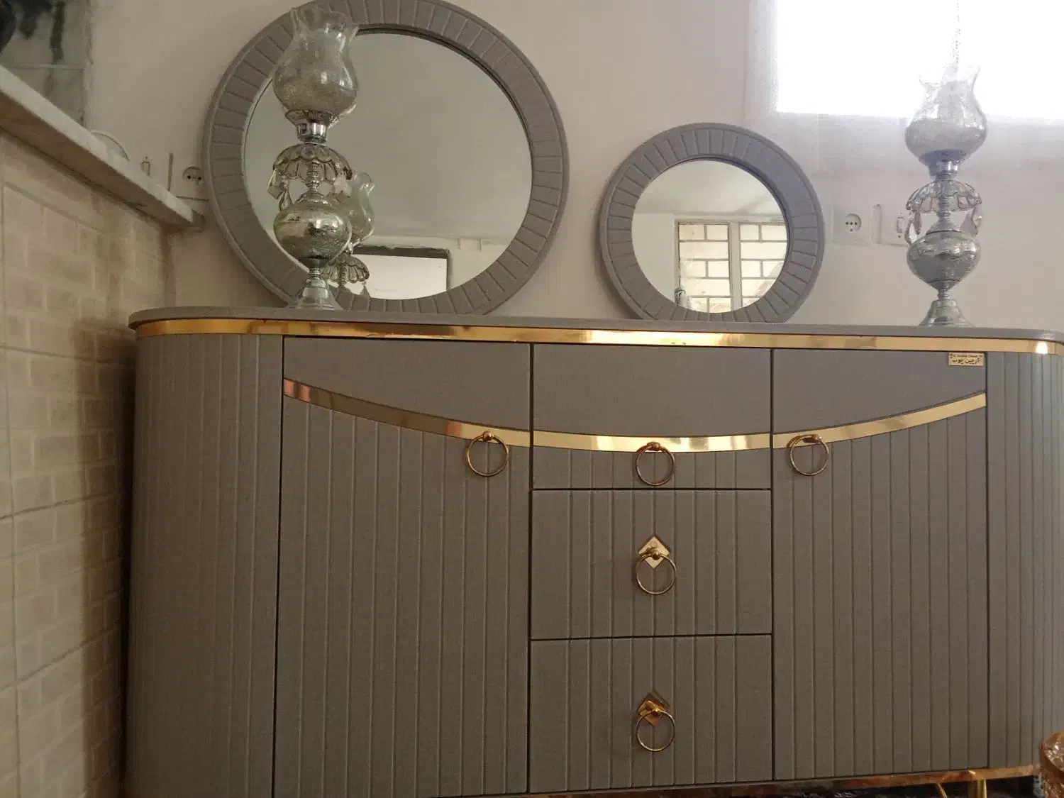 اینه و کنسول|بوفه، ویترین، کنسول|کرمانشاه, |دیوار