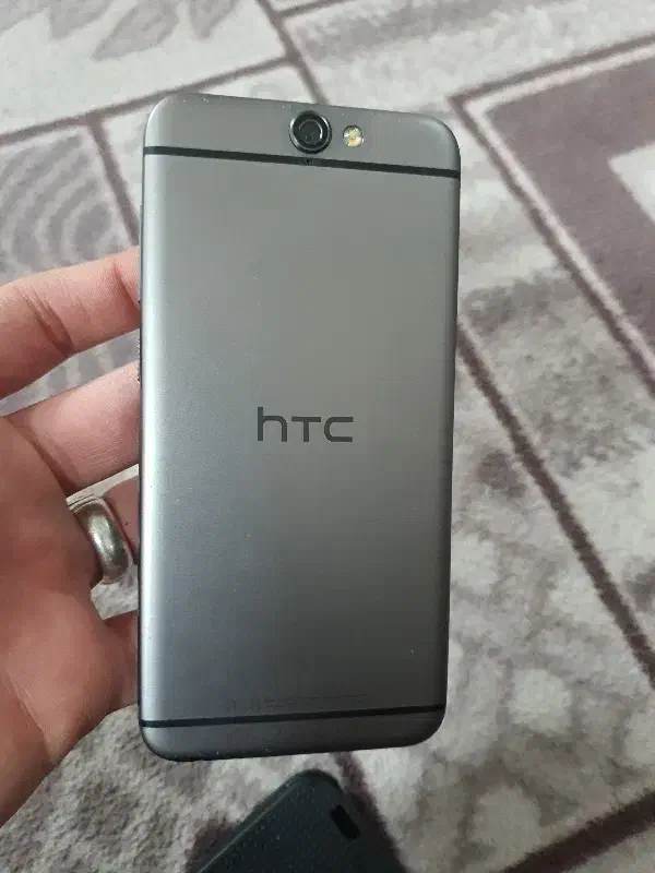 گوشی اچ تی سی|موبایل|قم, ولیعصر|دیوار