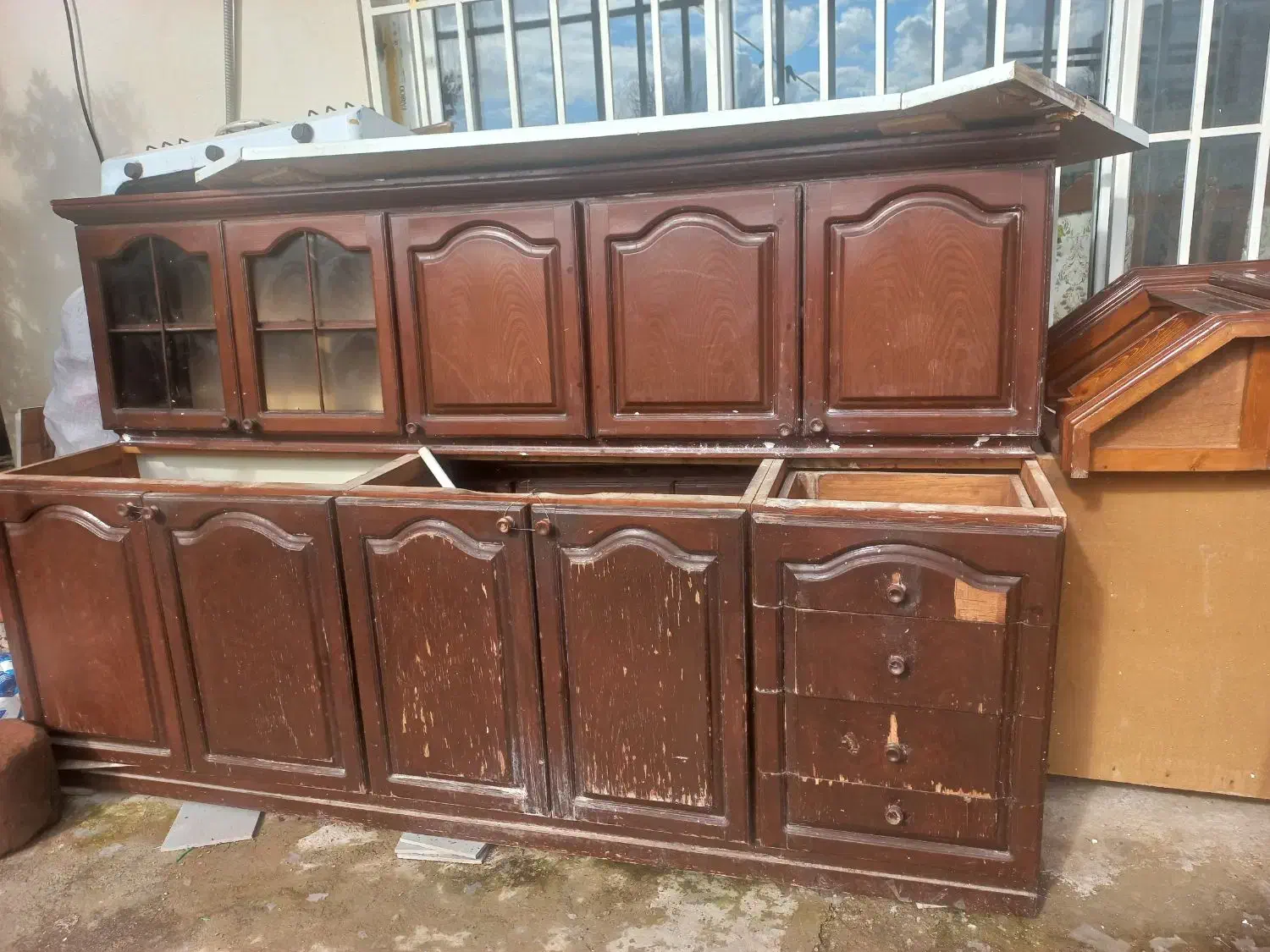 کابینت|مصالح و تجهیزات ساختمان|آکند, |دیوار