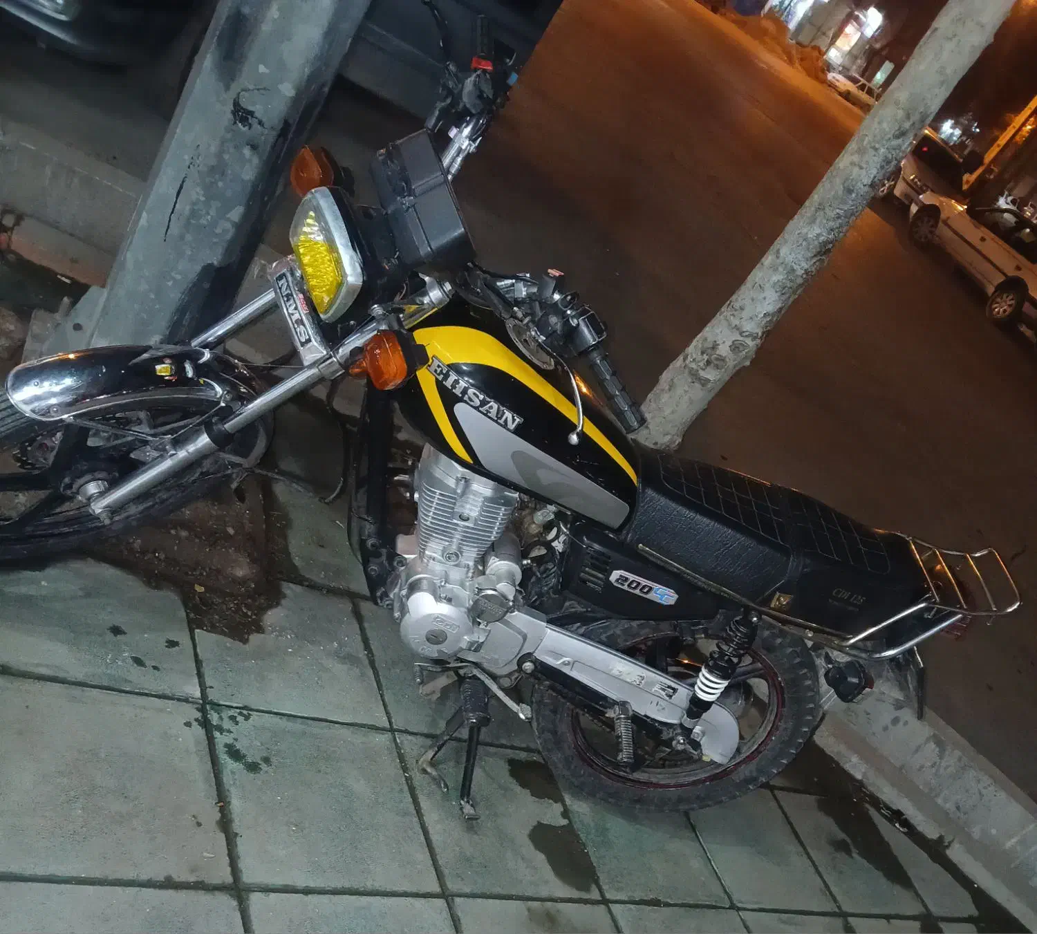 موتور هوندا ۲۰۰ مدل۹۹|موتورسیکلت|قزوین, |دیوار