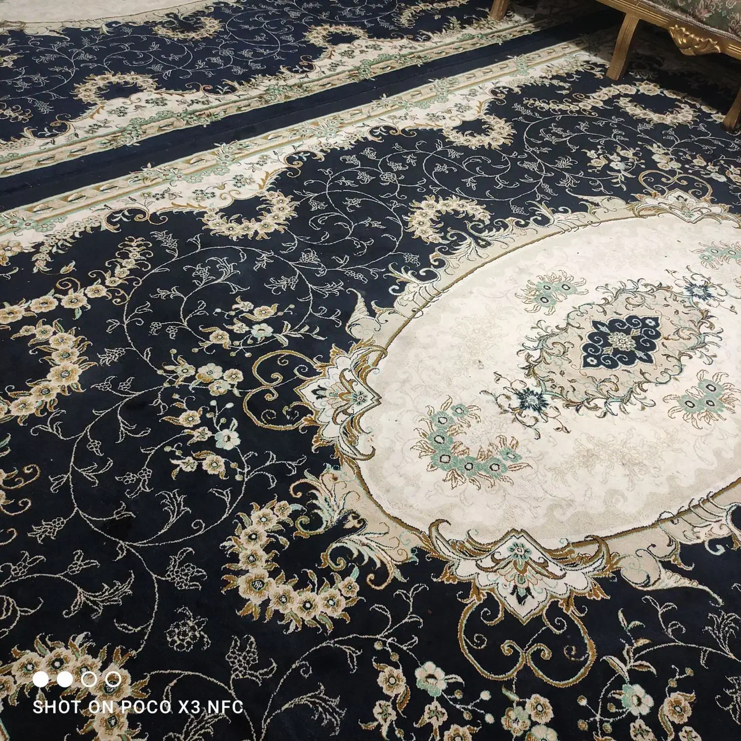 فرش|فرش|تربت‌حیدریه, حاجی یار‎|دیوار