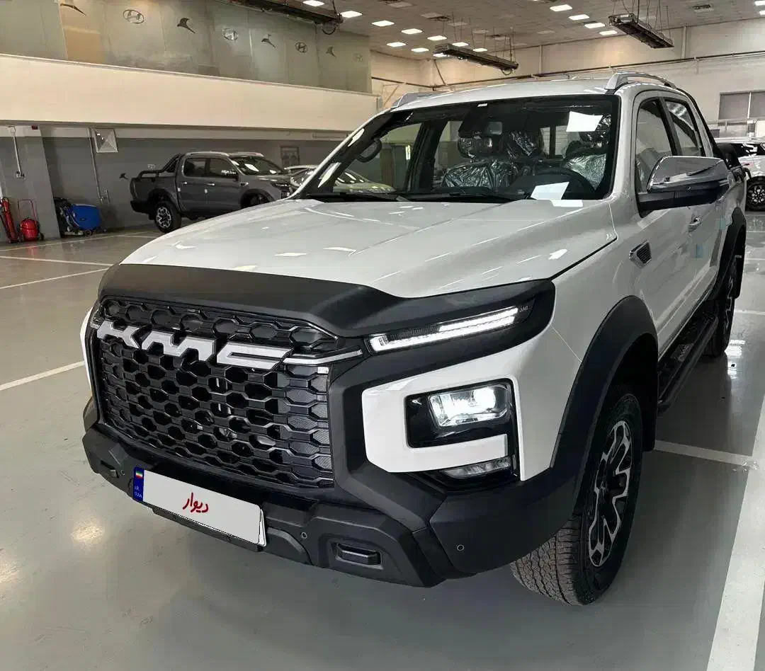 T9سفید - کی ام سی|خودرو سواری و وانت|تهران, آرژانتین|دیوار