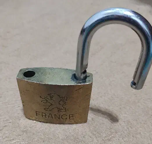 قفل آویز|ابزارآلات|دزفول, |دیوار