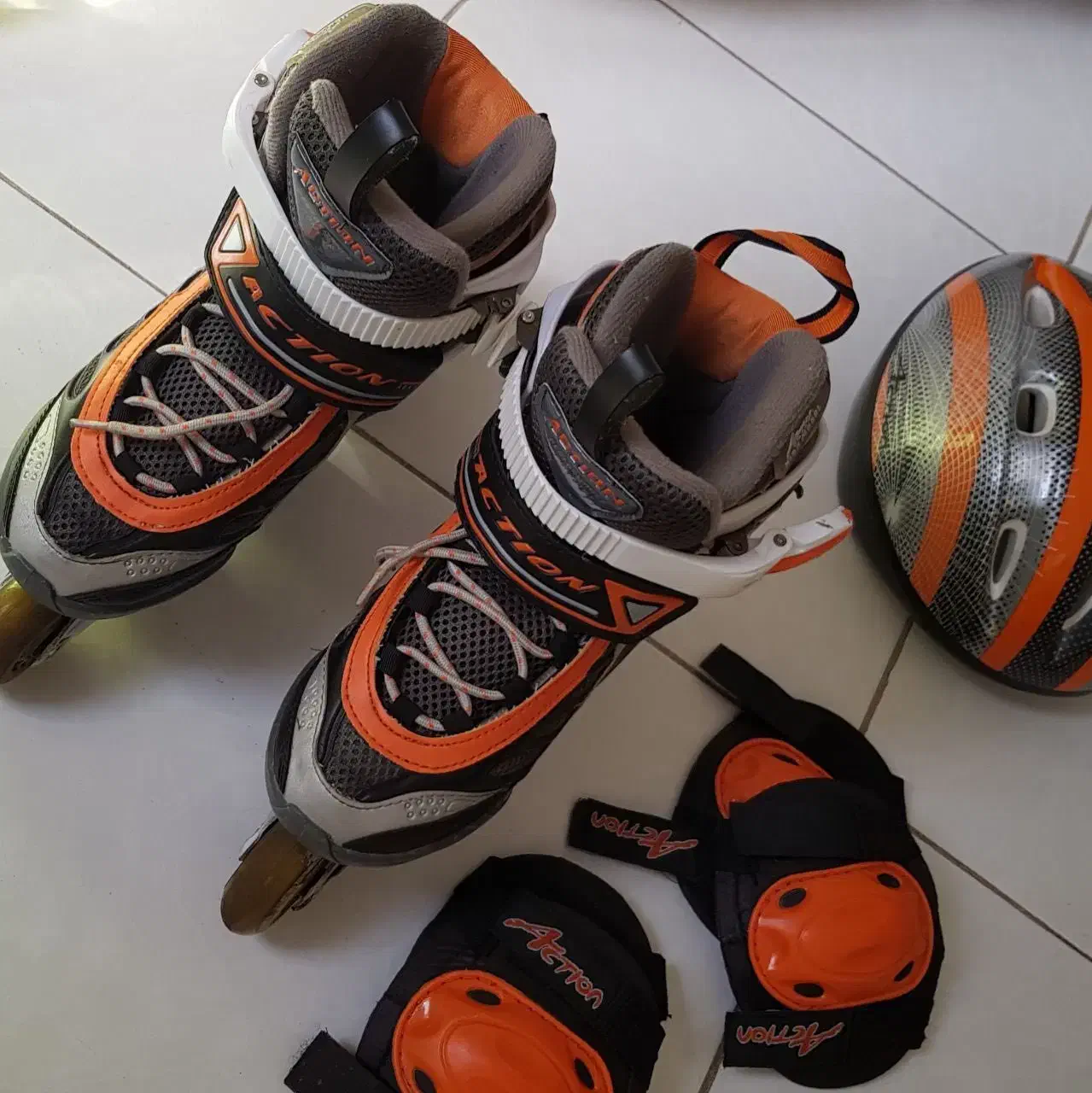 اسکیت اکشن|دوچرخه، اسکیت، اسکوتر|تهران, شهرک مخابرات|دیوار