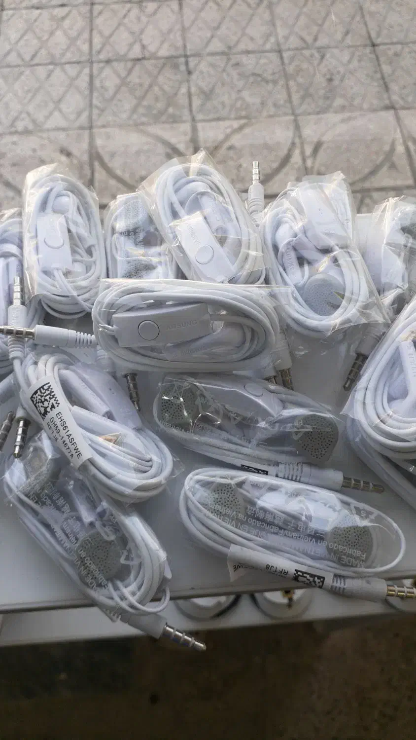 تعدادی لوازم جانبی موبایل آماده ارسال زیر قیمت ف|لوازم جانبی موبایل و تبلت|گرمدره, |دیوار