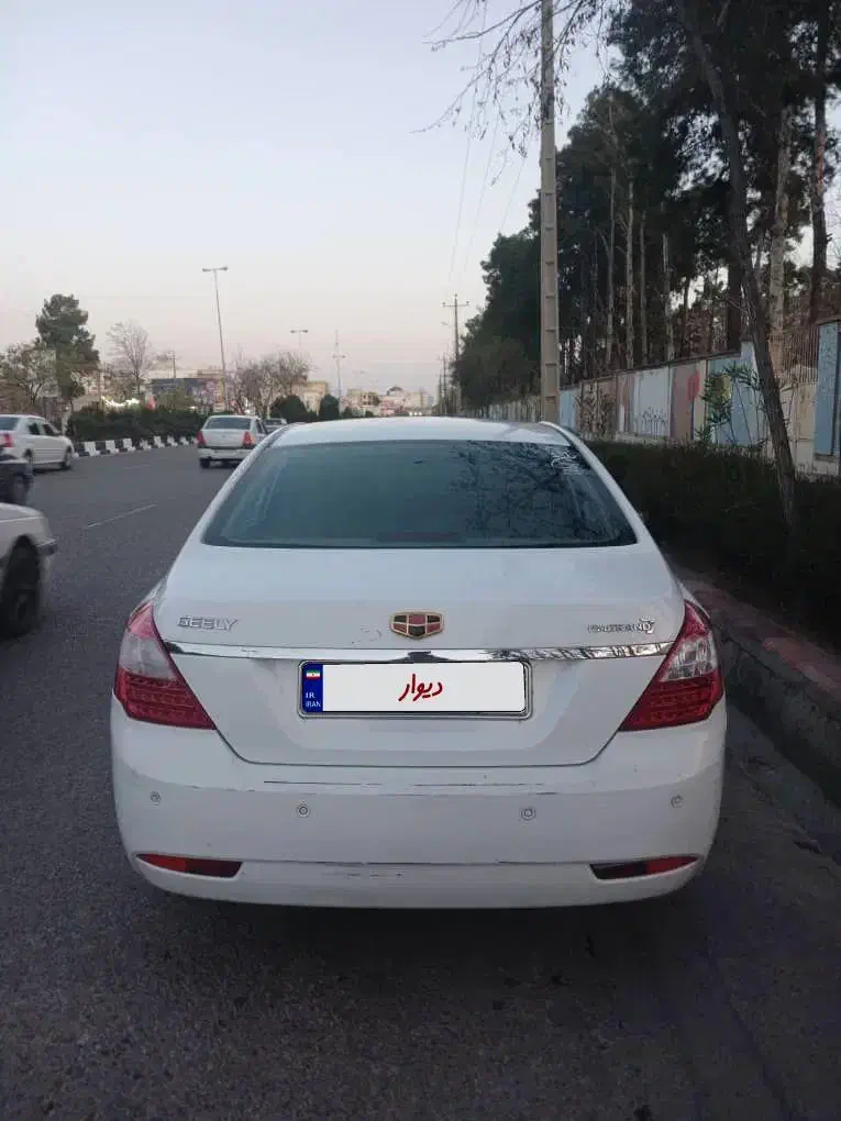 جیلی ۲۰۱۳|خودرو سواری و وانت|شیراز, ارم|دیوار