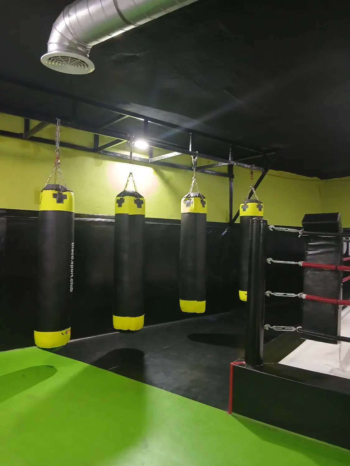 مربی رزمی بانوان کیک بوکسینگ یا دفاع شخصی|استخدام آموزشی|تهران, امام زاده قاسم (نیاوران)|دیوار