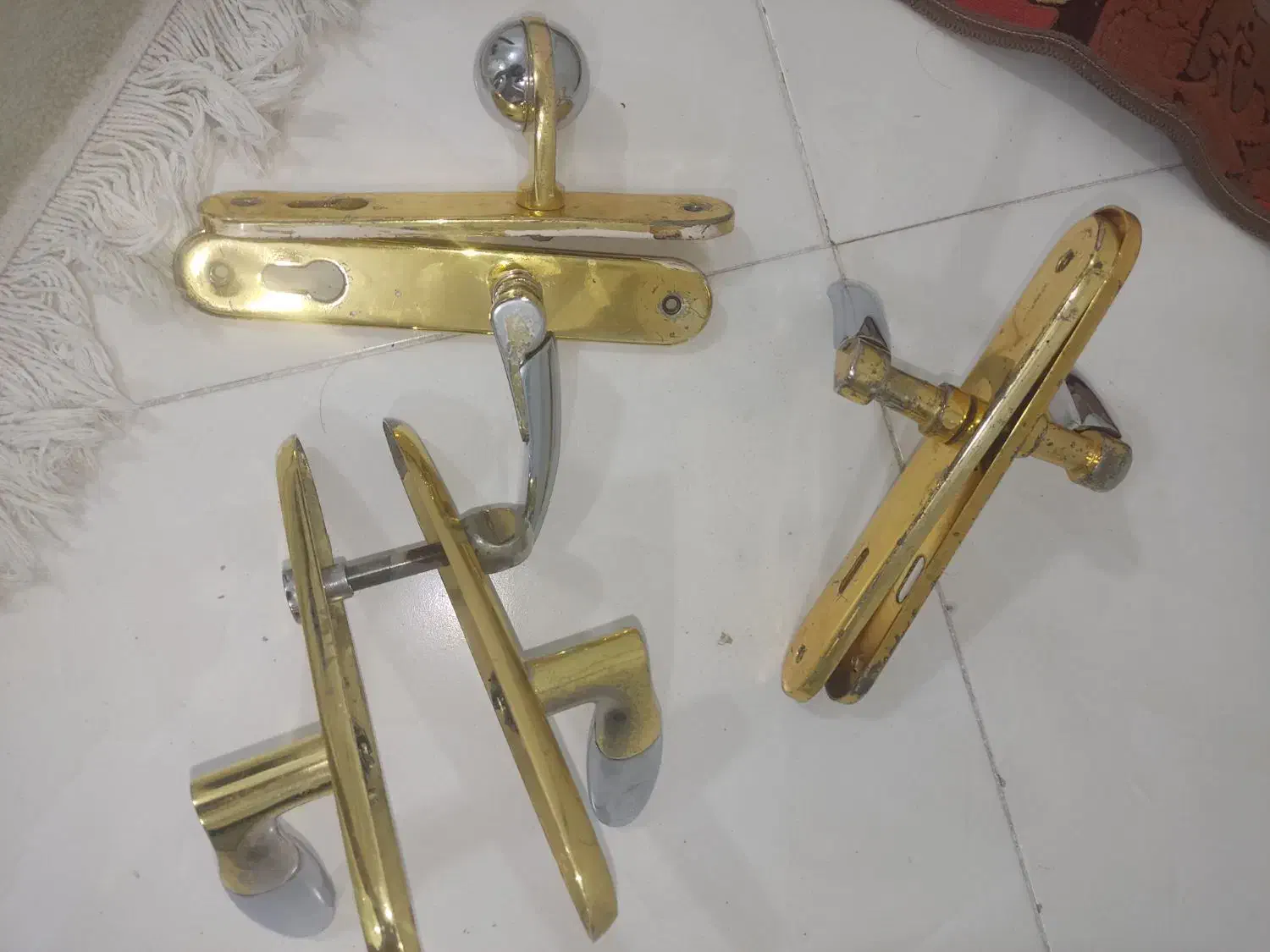 3جفت دستگیره|لوازم سرویس بهداشتی|تهران, سنگلج (شاپور)|دیوار