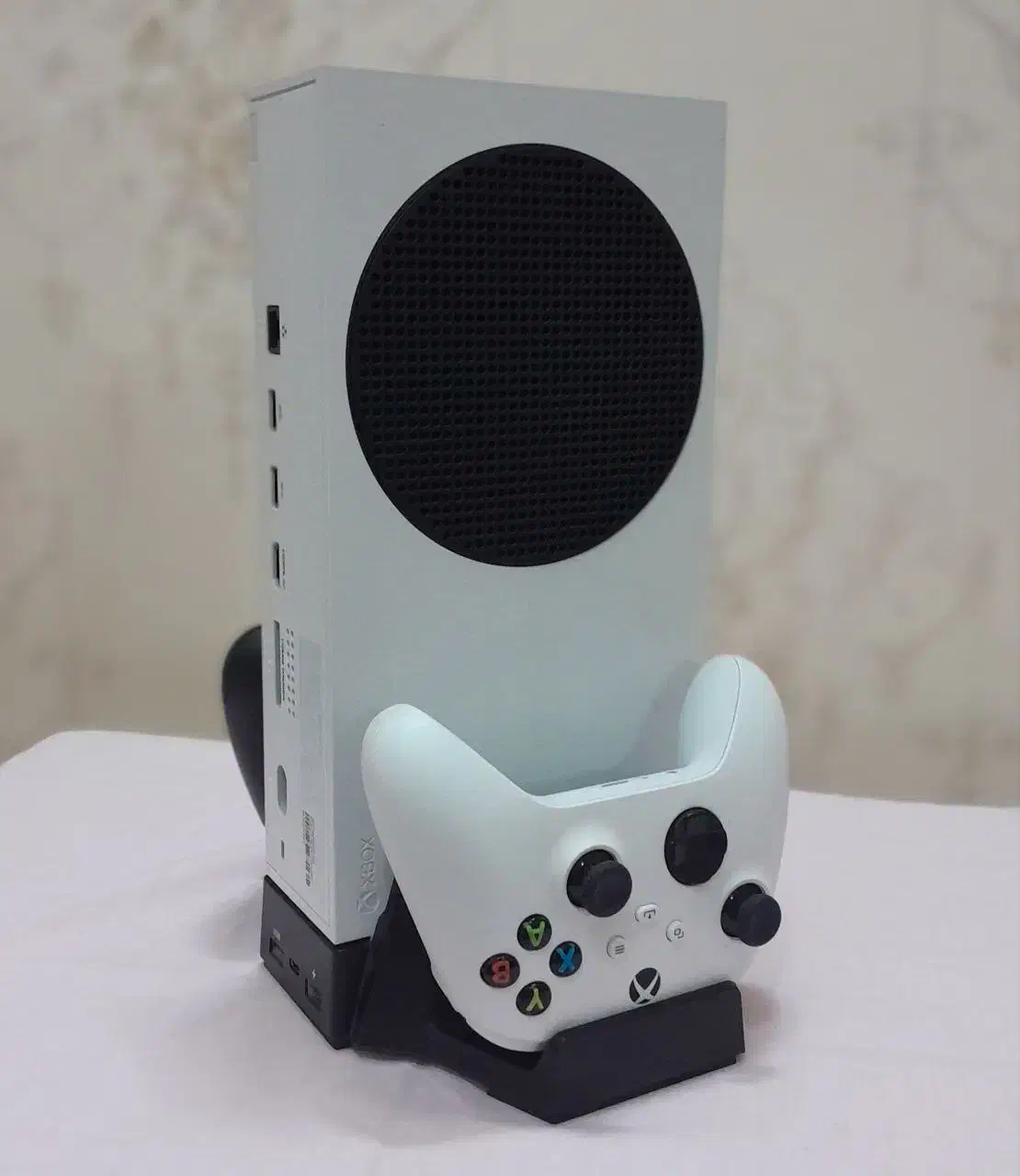 Xbox sهمراه دسته اضافه +پایه شارژ+هارد ۱ترا|کنسول، بازی ویدئویی و آنلاین|تبریز, |دیوار
