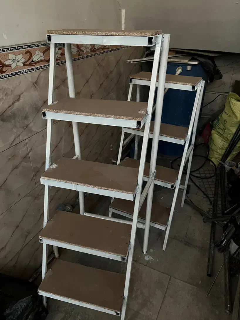 چهارپایه فلزی|صندلی و نیمکت|ورامین, ورامین|دیوار