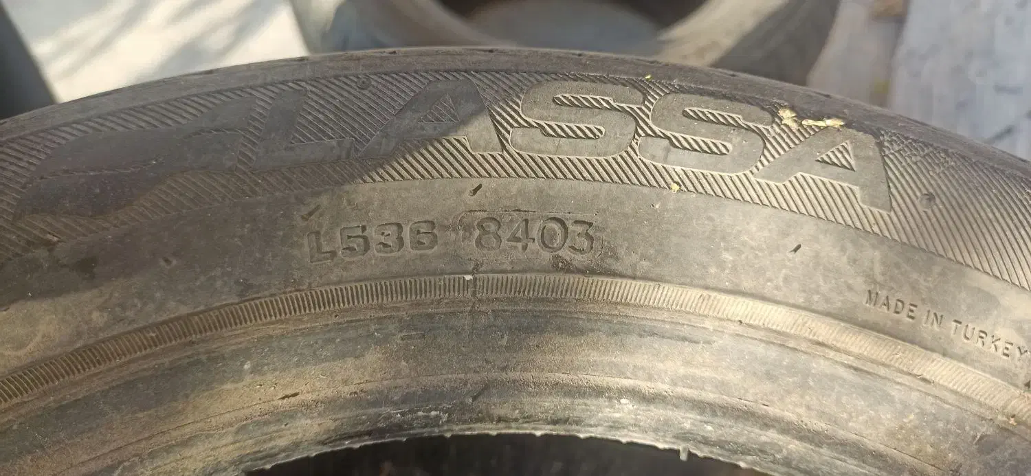 لاستیک ۱۵ فاق ۵۰ لاسا|قطعات یدکی و لوازم جانبی|مشگین شهر, |دیوار