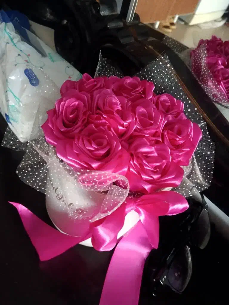 گل روبانی هدیه زیبا|گل مصنوعی|تنکابن, |دیوار