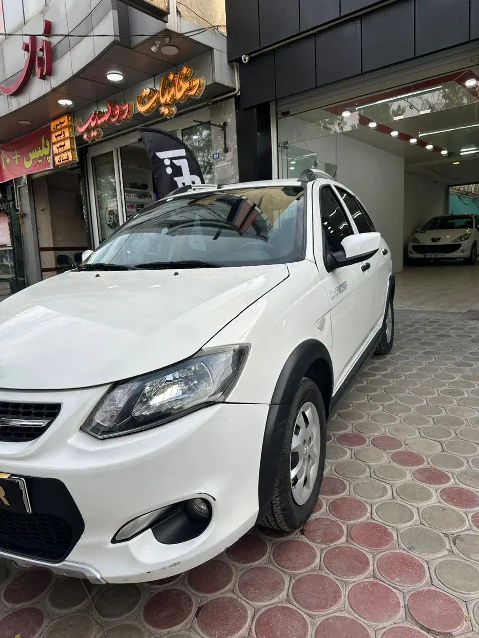 کوییک سفید مدل1400|خودرو سواری و وانت|اصفهان, فرح آباد|دیوار