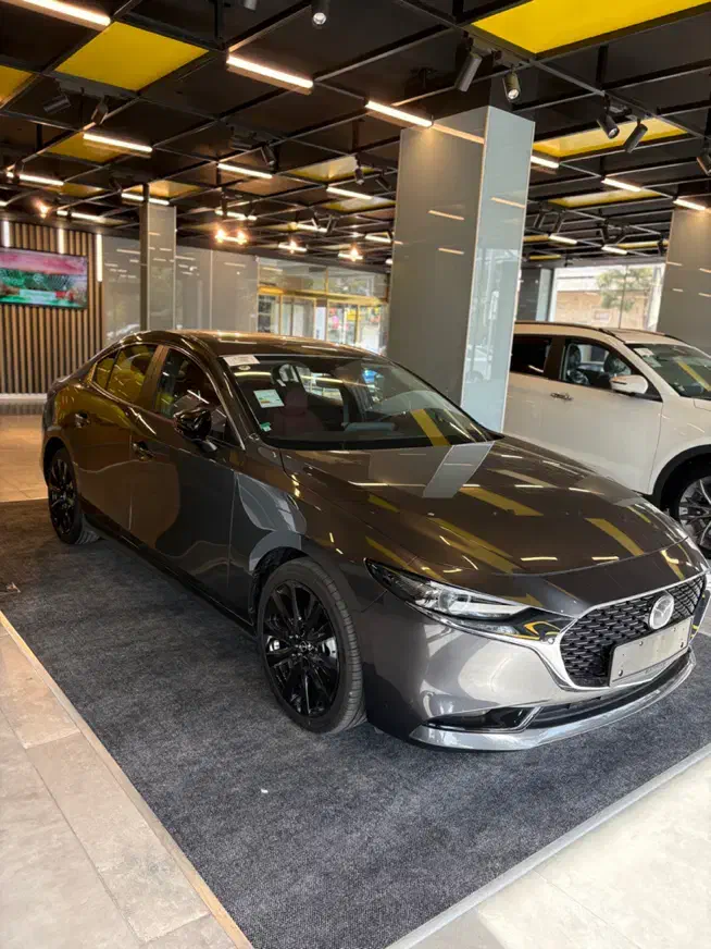 Mazda 3 مزدا ۳|خودرو سواری و وانت|مشهد, وکیل‌آباد|دیوار