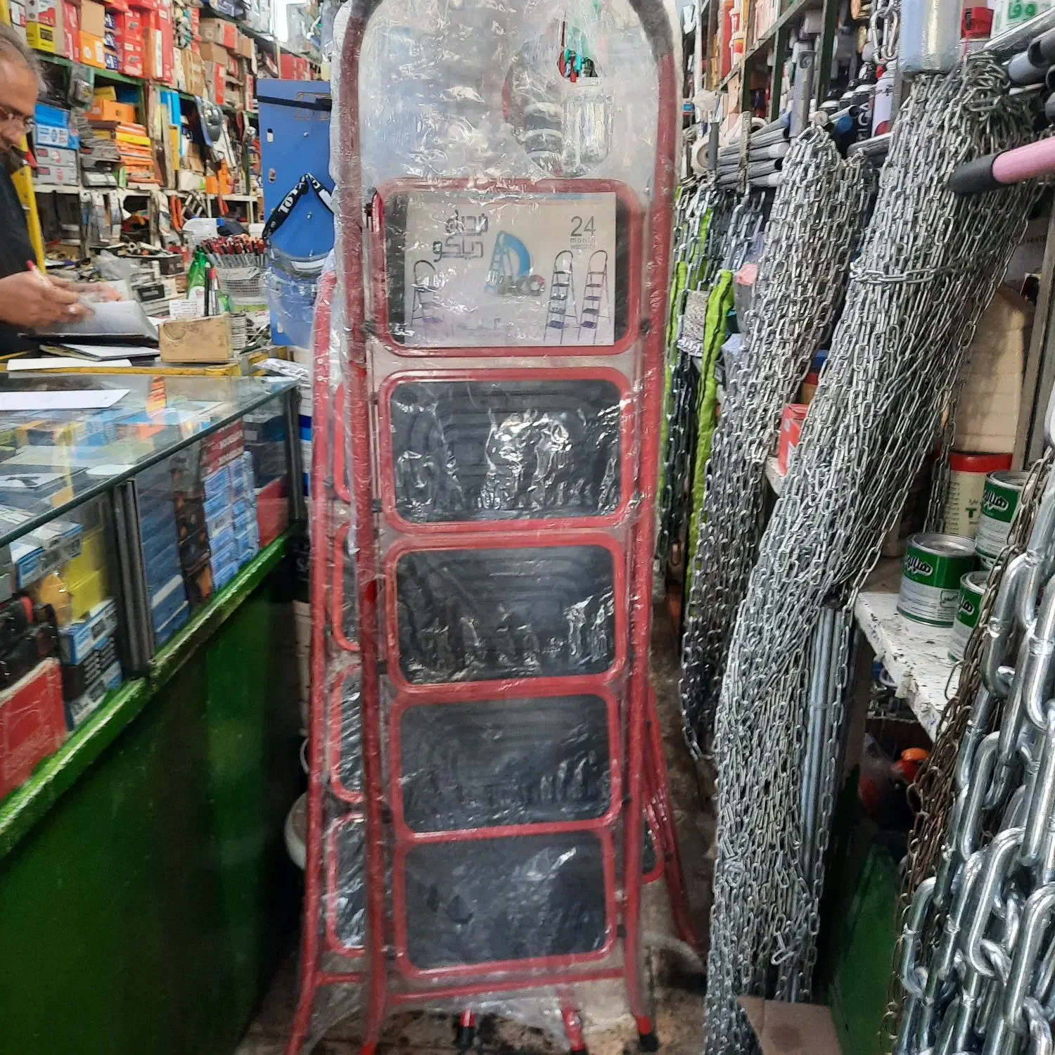 انواع نبردبان پله پهن با کیفیت بالازیر قیمت بازار|ابزارآلات|تهران, نصرت|دیوار