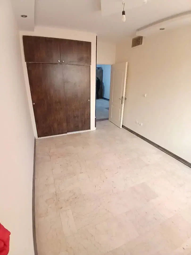 ۸۲ متر دو خوابه/ ۷ساله/ جنت‌آباد شمالی/ اخلاص