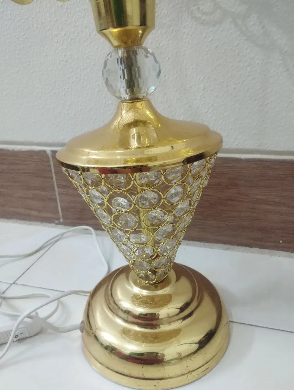 آباژر طلایی ونگینی|چراغ خواب و آباژور|شاهین‌شهر, شهرک ردانی پور|دیوار